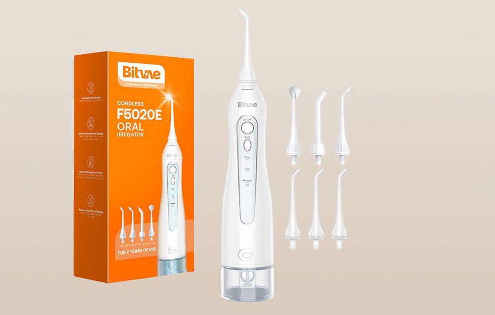 Water flosser with nozzles set Bitvae BV 5020E White