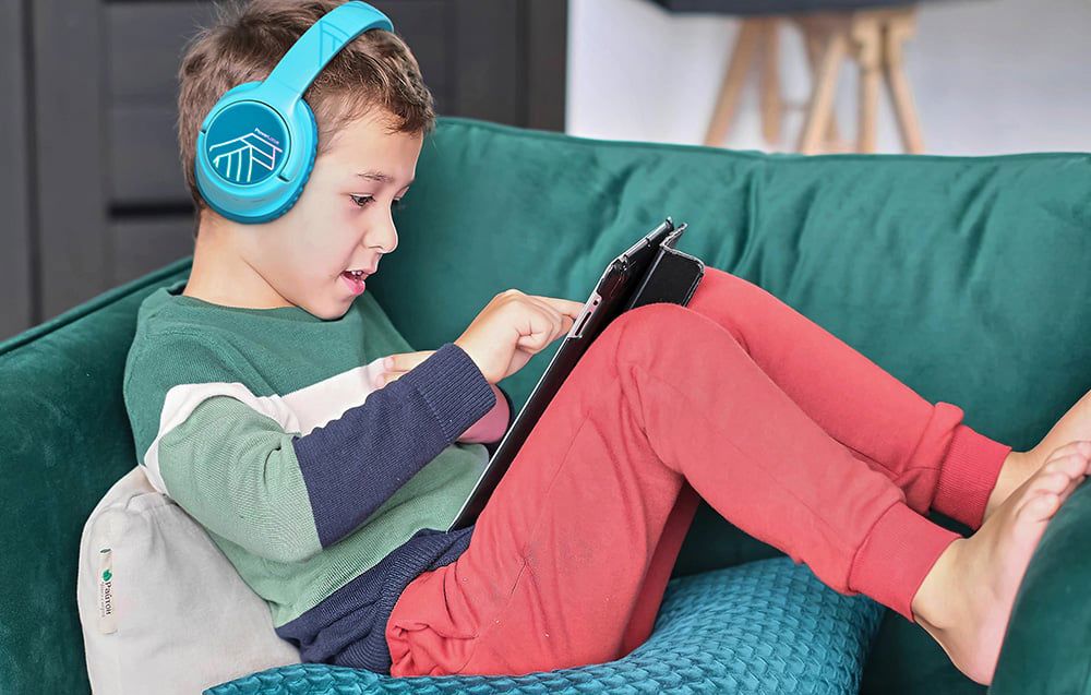 PowerLocus Bobo wireless headphones for kids (blue)