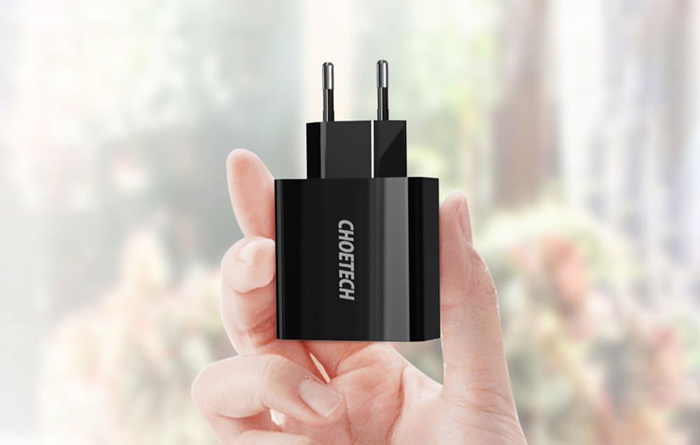 C0028 2*USB-A network charger with display (black)