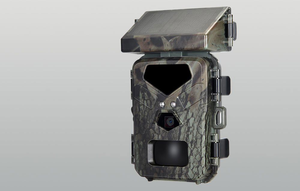 Suntek Mini700 Trail Camera with solar panel